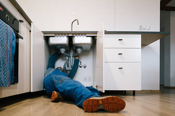 Professional Plumbing technician working in Burleson, TX